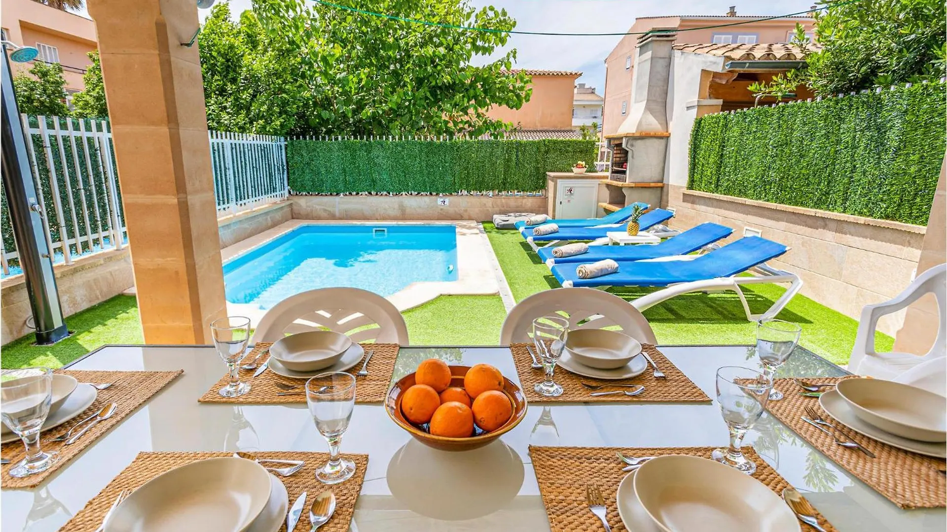 4 Bedroom Beautiful Home In Alcudia Port de Alcudia  0*, Port de Alcudia (Mallorca)